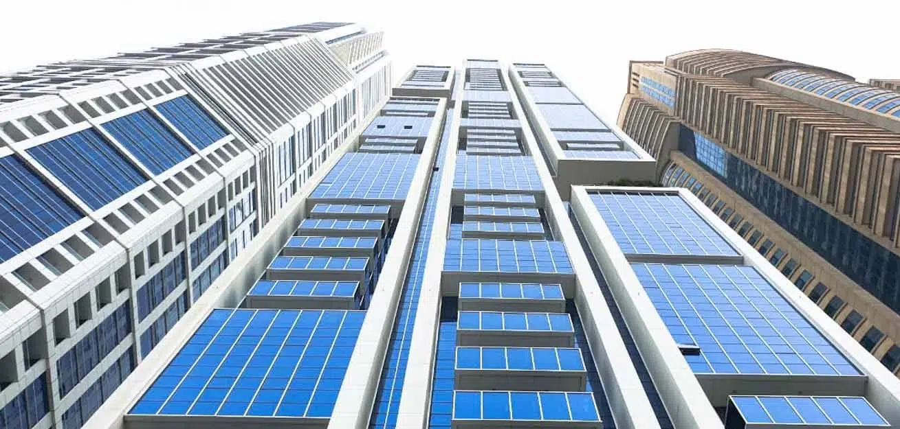 Marina Arcade Tower, Dubai Marina in Dubai