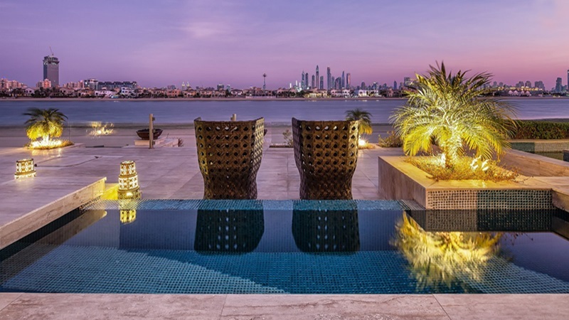 Luxury Real Estate on Palm Jumeirah 