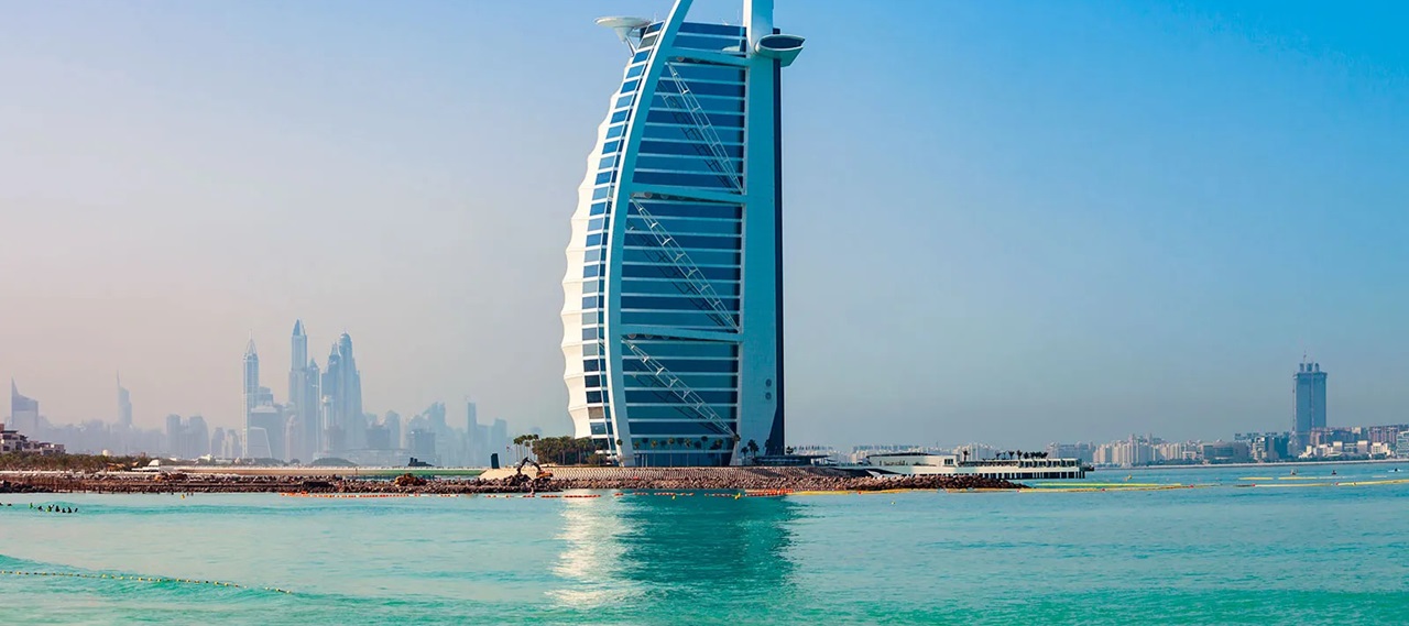 Discover the Iconic Burj Al Arab Dubai